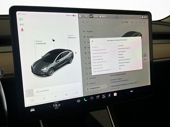 Tesla Model 3 24 of 30