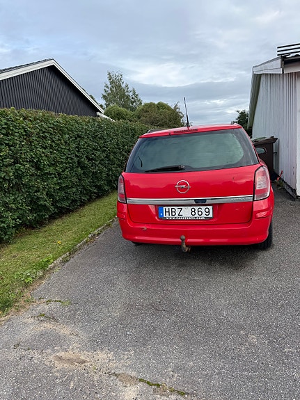 Opel Astra 2 of 9