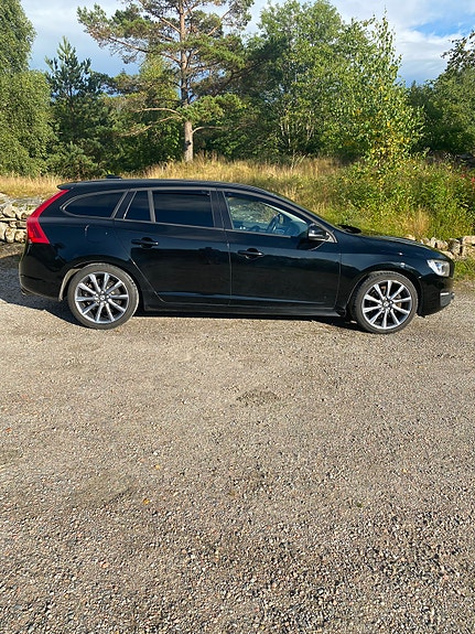 Volvo V60 7 of 30