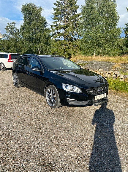 Volvo V60 5 of 30