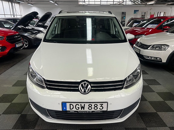 Volkswagen Touran 6 of 18