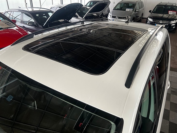 Volkswagen Touran 18 of 18