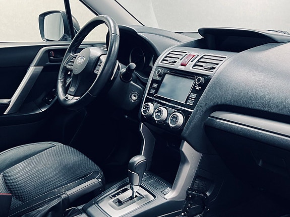 Subaru Forester 8 of 23