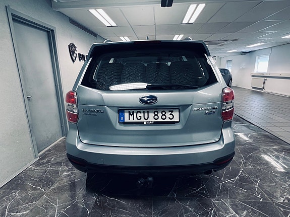 Subaru Forester 5 of 23