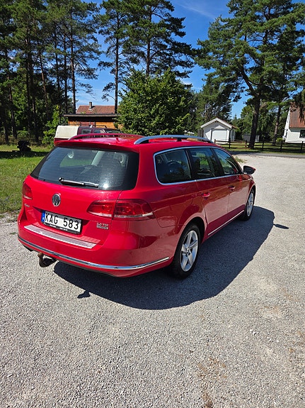 Volkswagen Passat 3 of 10