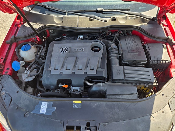 Volkswagen Passat 9 of 10