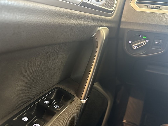 Volkswagen Golf I 16 of 18