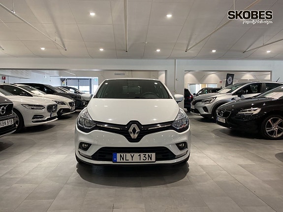 Renault Clio 2 of 16