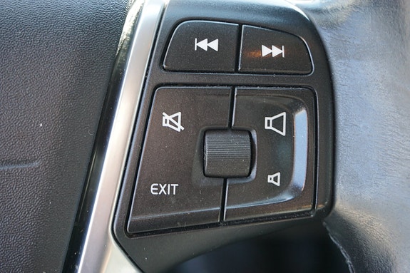 Volvo V70 22 of 25
