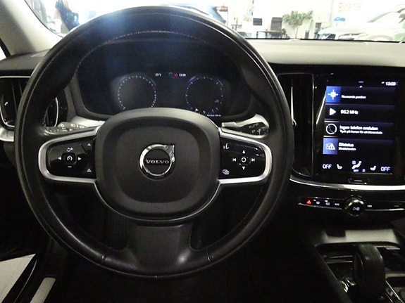 Volvo V60 15 of 25