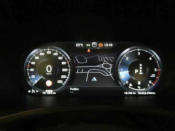 Volvo V60 16 of 25