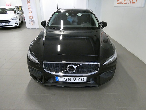 Volvo V60 11 of 25