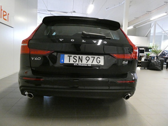Volvo V60 7 of 25
