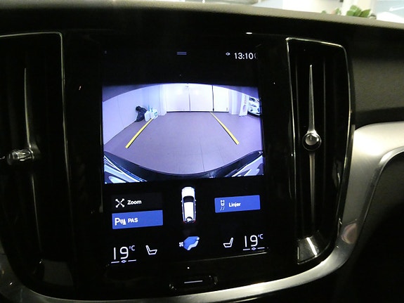 Volvo V60 25 of 25