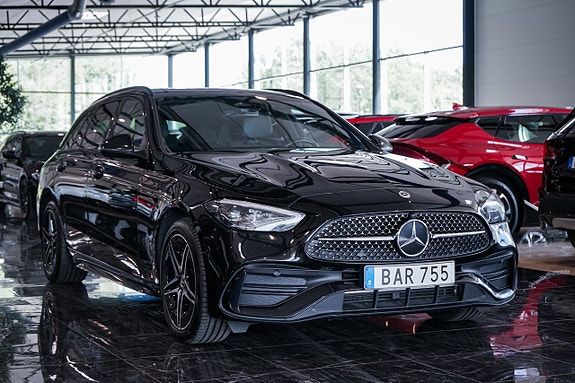 Mercedes-Benz C300 3 of 27