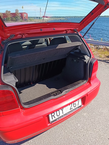 Volkswagen Polo 5 of 7