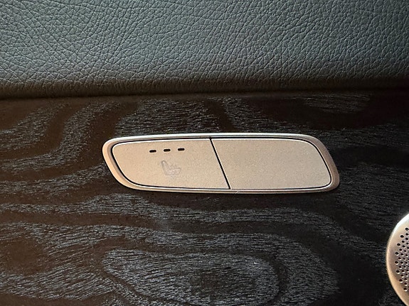 Mercedes-Benz E220 18 of 22