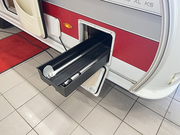Kabe SMARAGD XL KS (ALDE+Markis m. tält+AC+Mover+1 700kg) 9 of 25