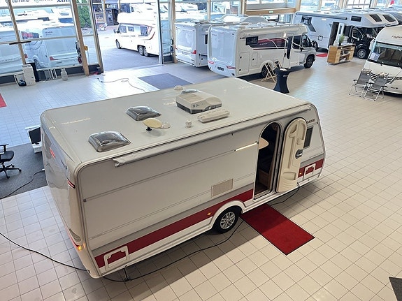 Kabe SMARAGD XL KS (ALDE+Markis m. tält+AC+Mover+1 700kg) 6 of 25