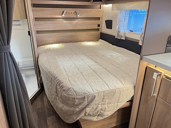 Kabe SMARAGD XL KS (ALDE+Markis m. tält+AC+Mover+1 700kg) 16 of 25