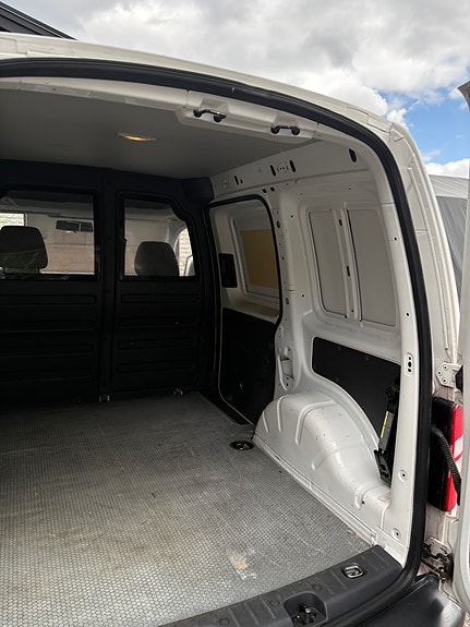 Volkswagen Caddy 14 of 16