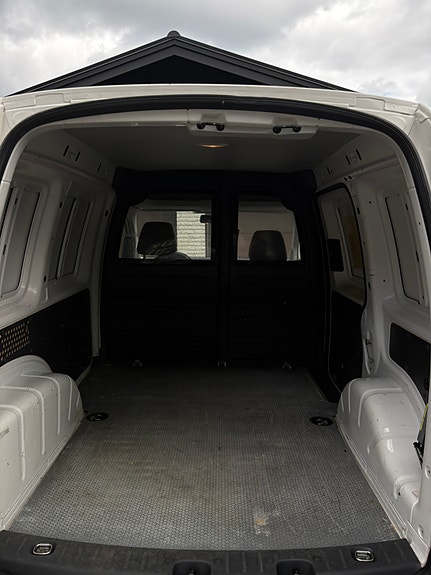 Volkswagen Caddy 12 of 16