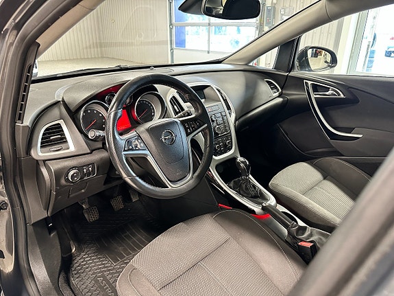 Opel Astra 17 of 27