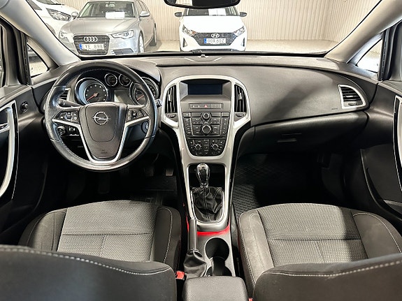 Opel Astra 14 of 27