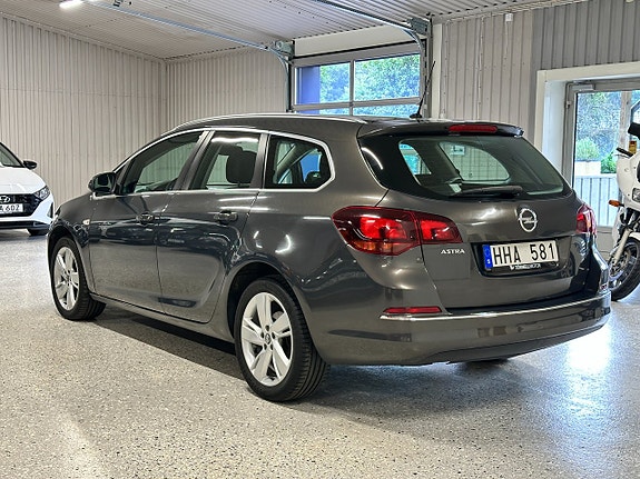 Opel Astra 5 of 27