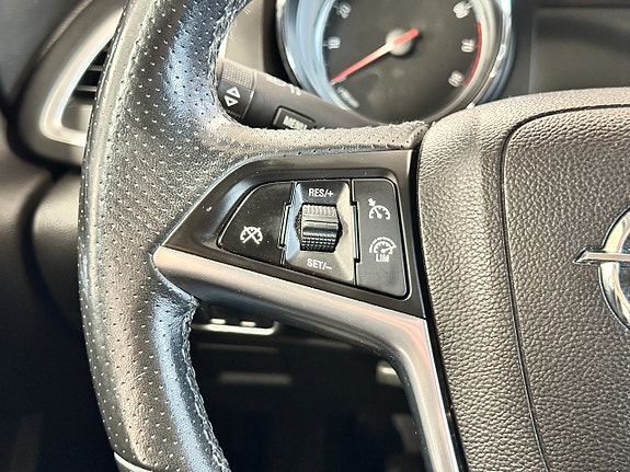 Opel Astra 15 of 27