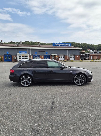 Audi A4 3 of 6