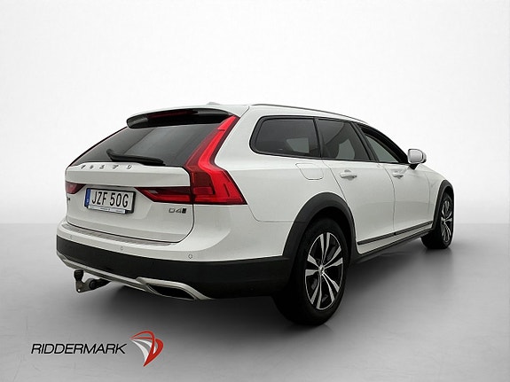 Volvo V90 Cross Country 8 of 30
