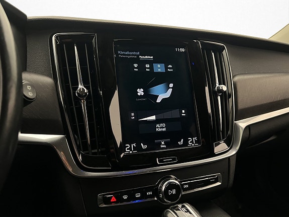 Volvo V90 Cross Country 22 of 30