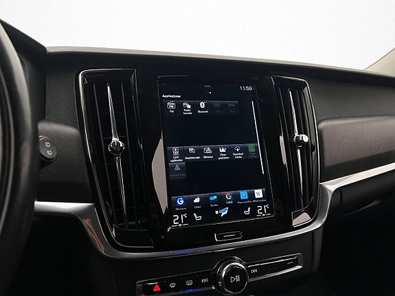 Volvo V90 Cross Country 21 of 30