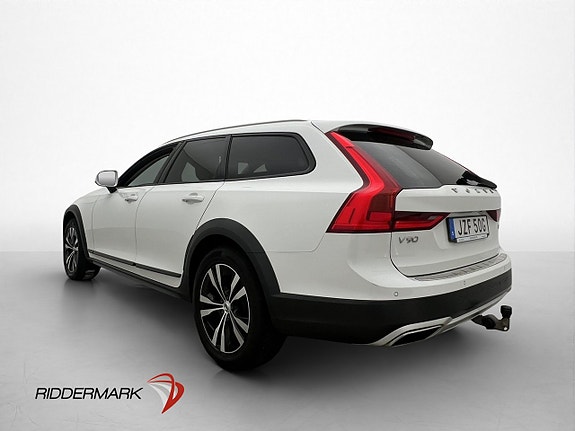 Volvo V90 Cross Country 5 of 30