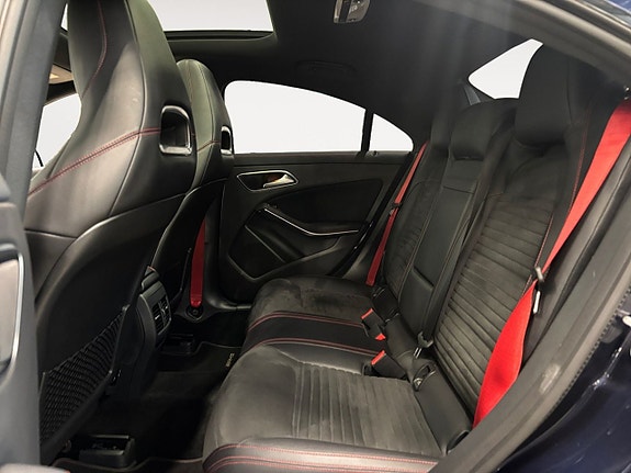 Mercedes-Benz CLA45 15 of 26