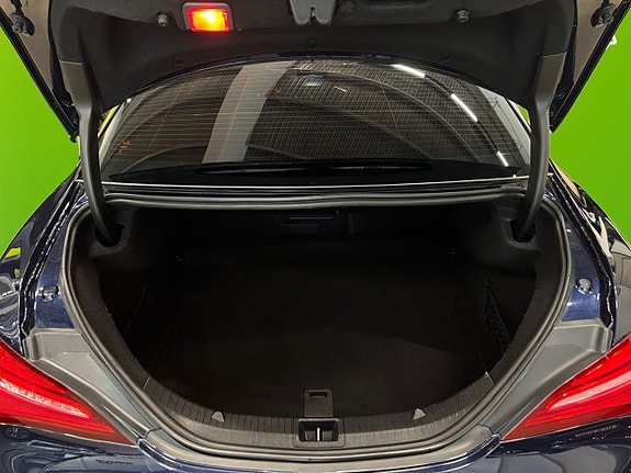 Mercedes-Benz CLA45 17 of 26