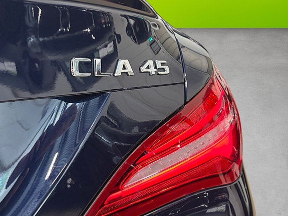 Mercedes-Benz CLA45 18 of 26