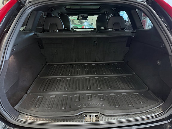 Volvo XC60 11 of 13
