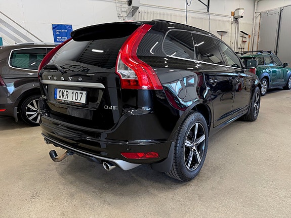 Volvo XC60 10 of 13