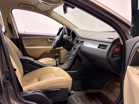 Volvo V70 23 of 27