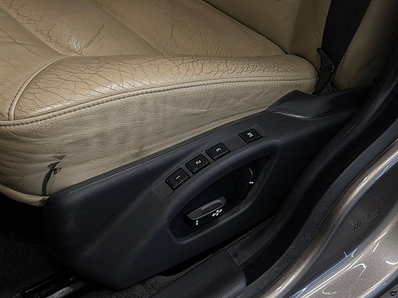 Volvo V70 14 of 27