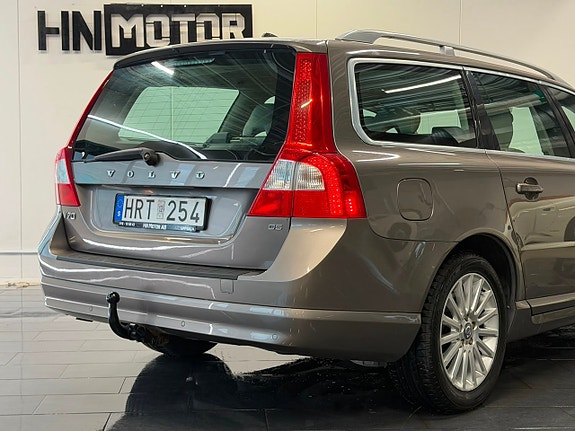 Volvo V70 7 of 27