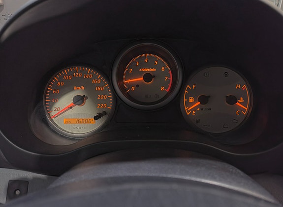 Toyota RAV4 11 of 16