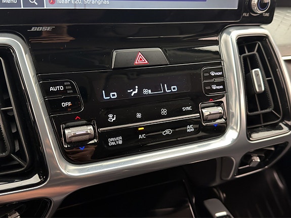 Kia Sorento 27 of 30