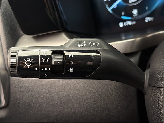 Kia Sorento 18 of 30