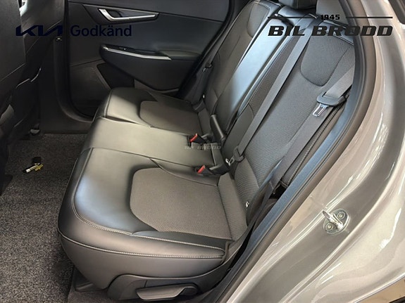 Kia EV6 10 of 14