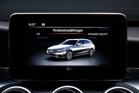 Mercedes-Benz C300 23 of 30
