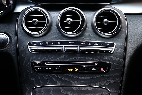Mercedes-Benz C300 22 of 30