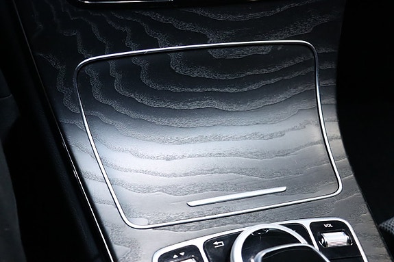 Mercedes-Benz C300 29 of 30